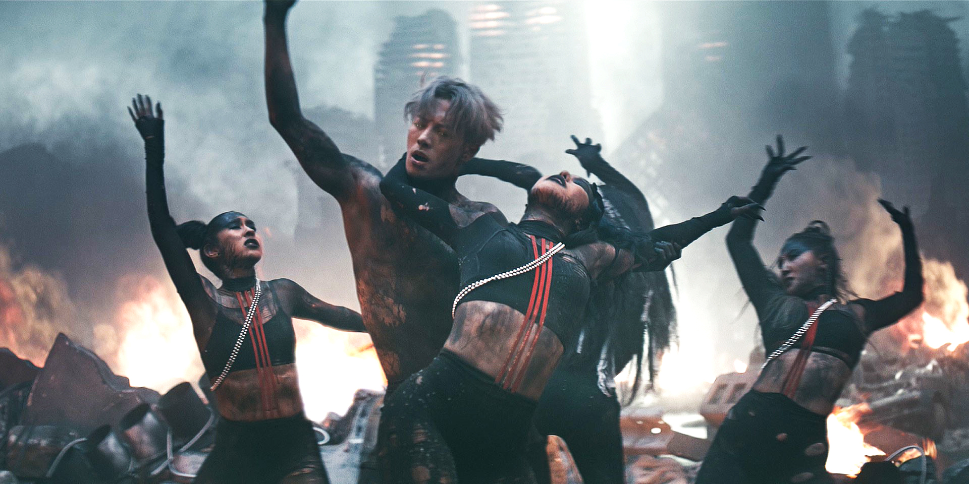 JACKSON WANG  Lança MV com cenário pós-apocalíptico da faixa Cruel;  confira! – TRAMAMOS
