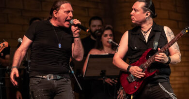 Com duas sessões esgotadas no sábado (17/05), em São Paulo, Fabio Lione encerra turnê solo revisitando clássico de sua antiga banda